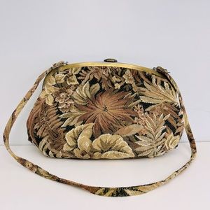 Vintage Cabrelli Canada Tapestry Kiss Lock Shoulder Bag
